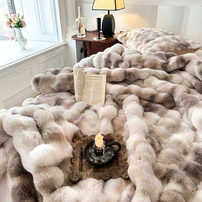 Luxurious Rabbit Faux-Fur Blanket Throw