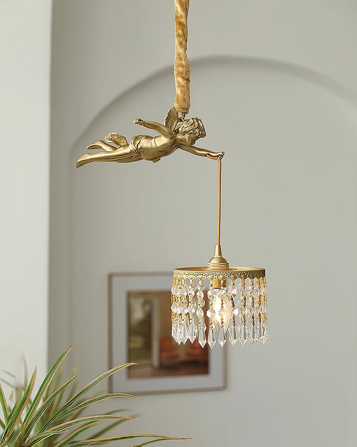 Luxurious Angel Pendant Light