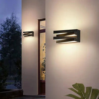 Zig-zag LED Outdoor Light