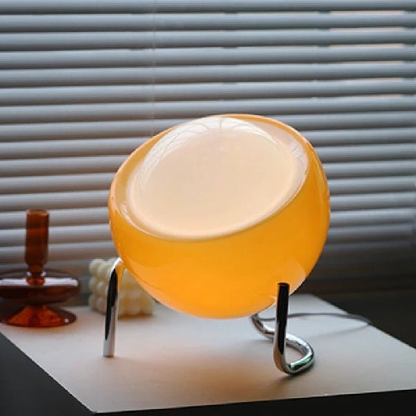 Classic Round Up Oran Lamp