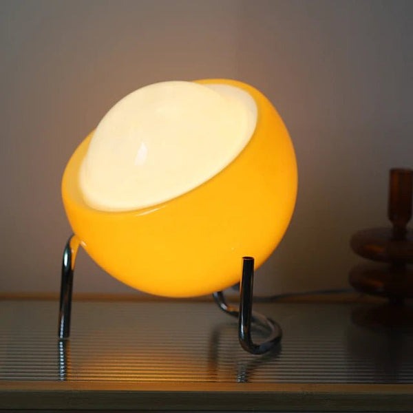 Classic Round Up Oran Lamp