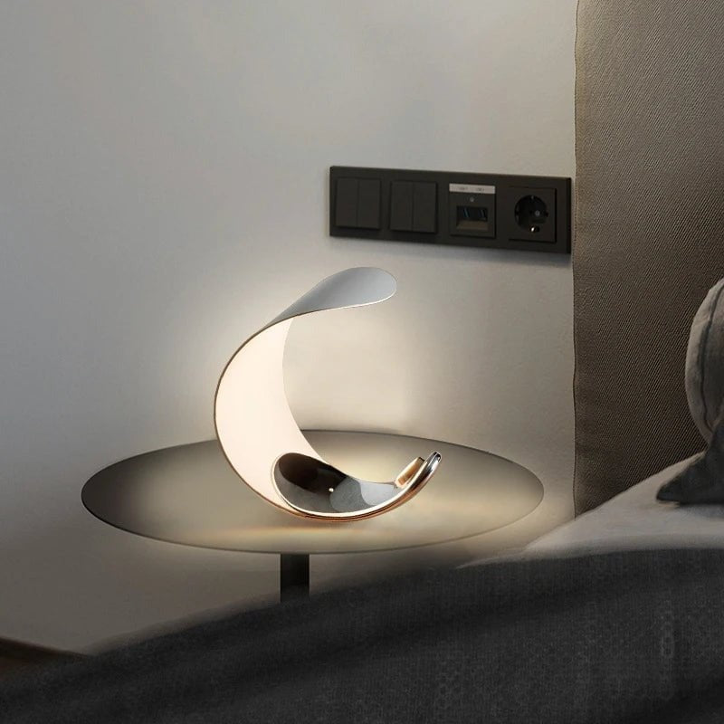 Moderne Nova Curve Lampe