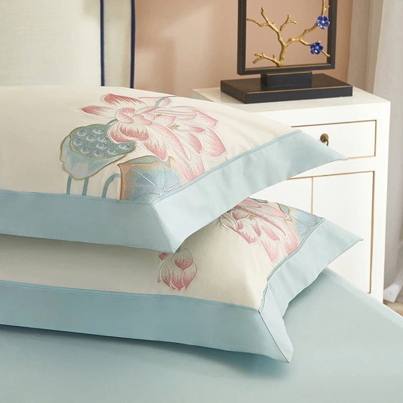 Elegant Blue Lotus Duvet Cover Set