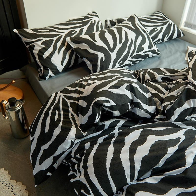 Unique Zebra Patterned Duvet Cover Set