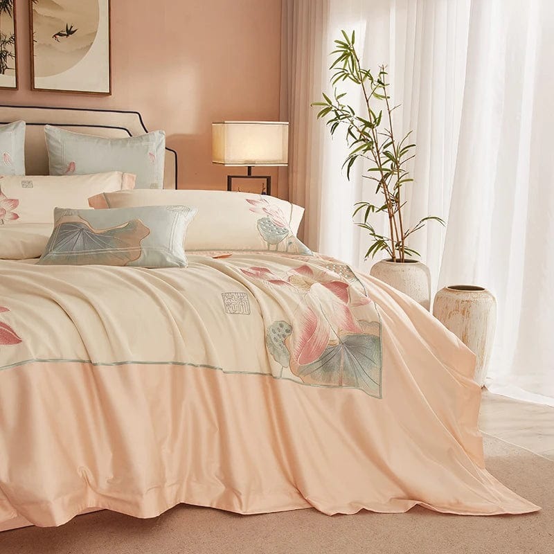 Elegant Pink Lotus Duvet Cover Set