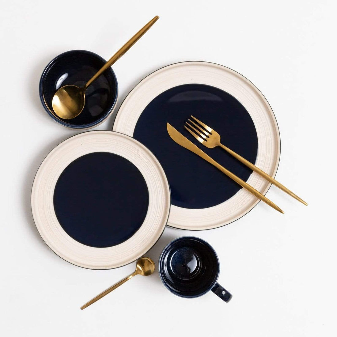 Minimalist Dinnerware Set