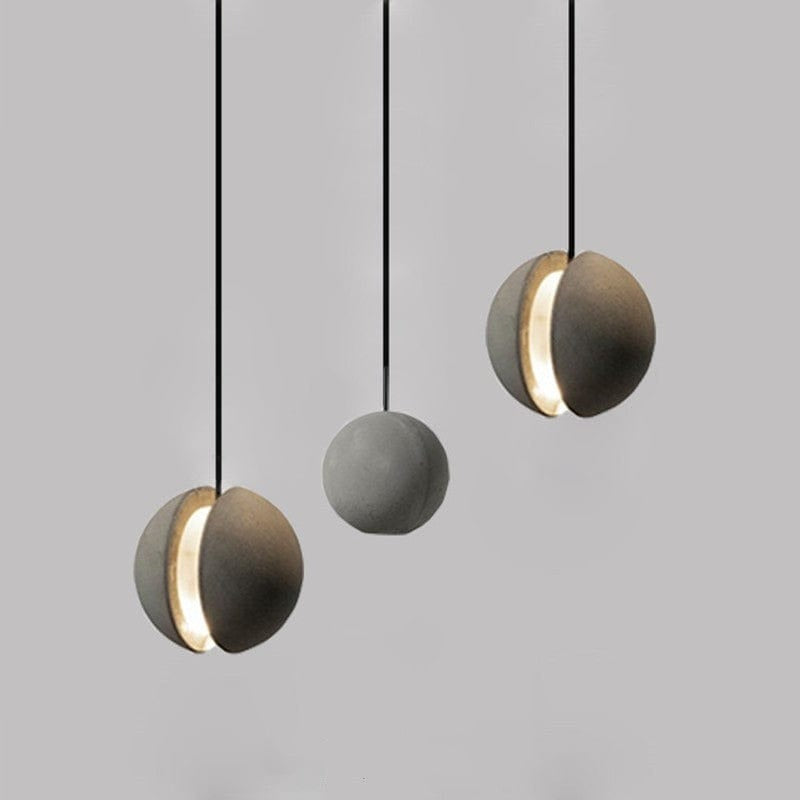 Deluxe Moon Pendant Light