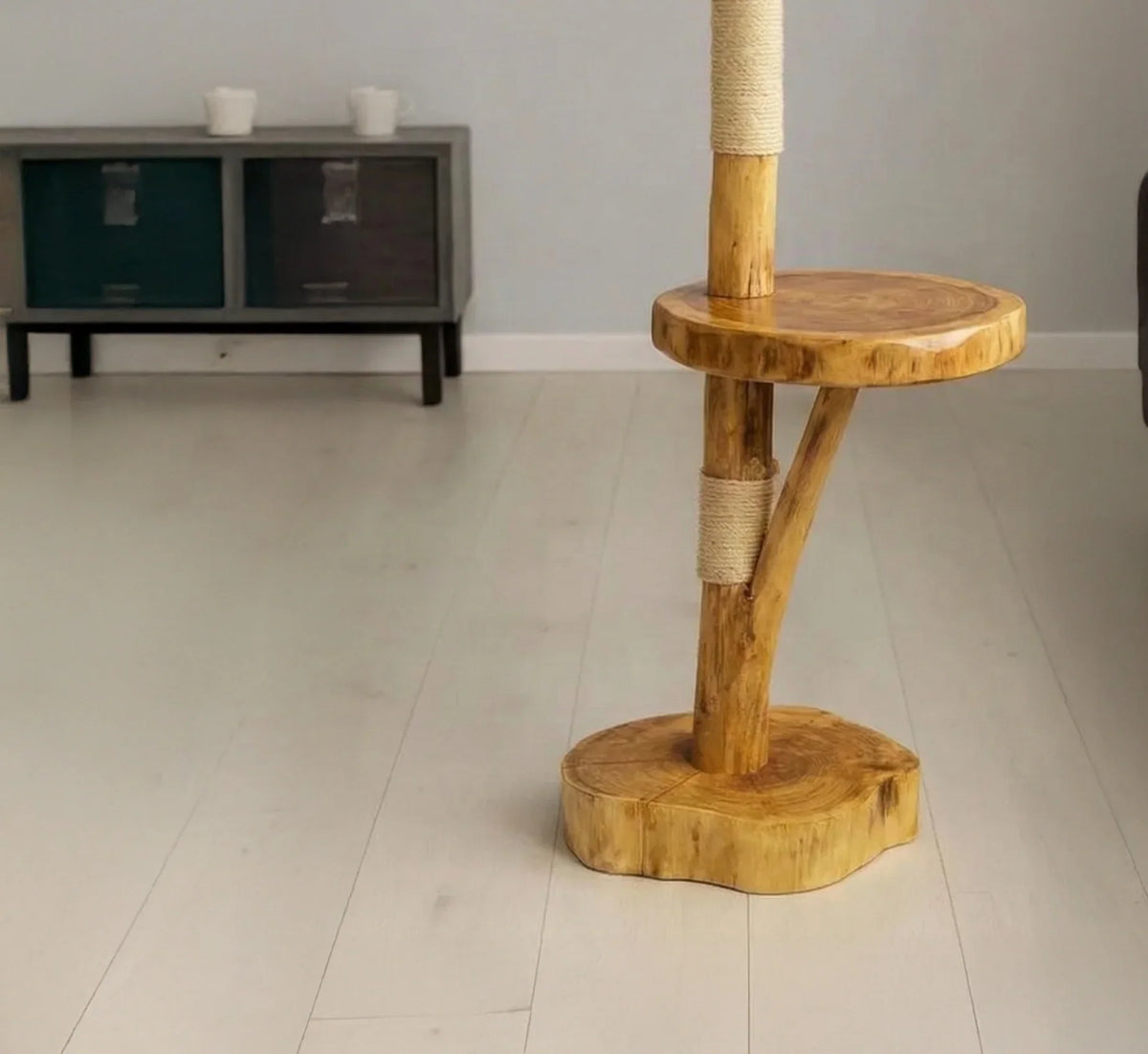 Rustic Wooden Cat Tree – Natural Branch Cat Tower for Indoor Cats