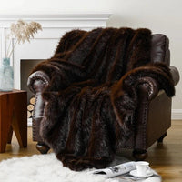 Luxurious Faux-Fur Blanket Throw