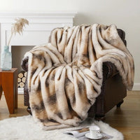 Luxurious Faux-Fur Blanket Throw