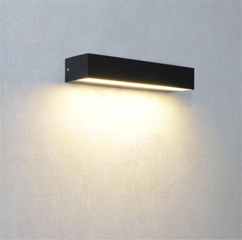 Minimalist LED Wall Light