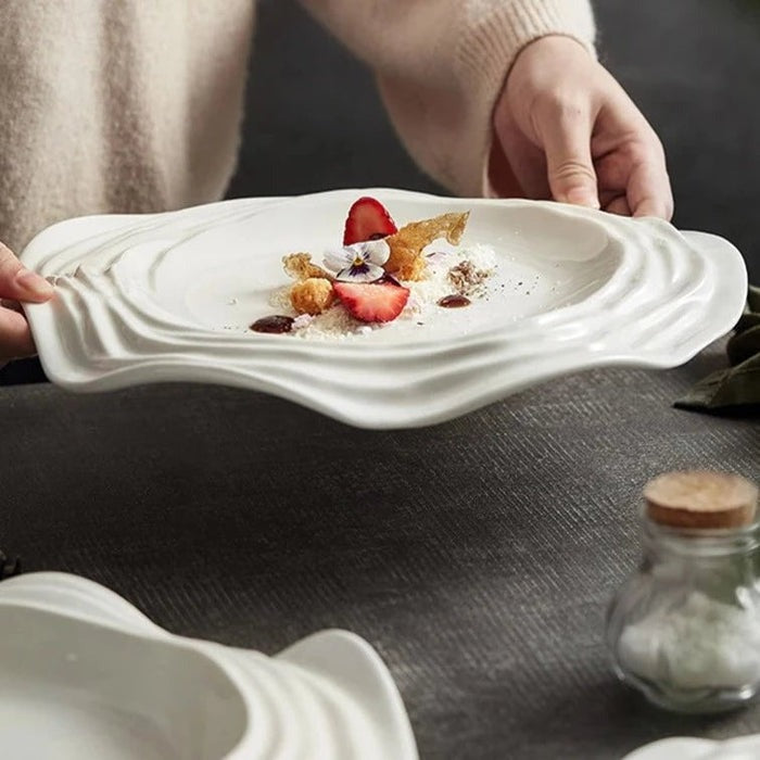 Elegant White Waves Plate Collection