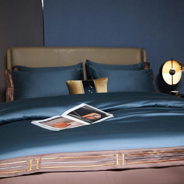 Luxurious Blue Duvet Cover Set