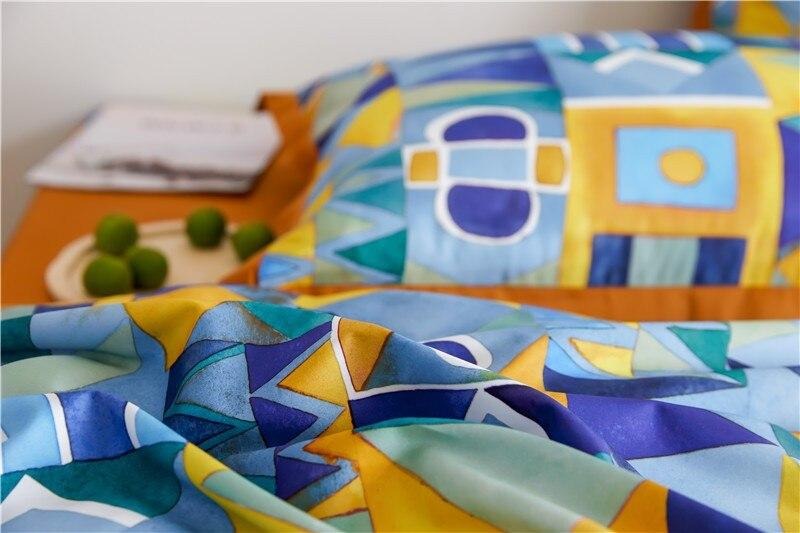 Unique Shape-Patterned Duvet Cover Set