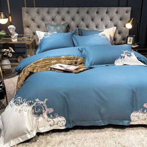 Luxurious Baby Blue Duvet Cover Set