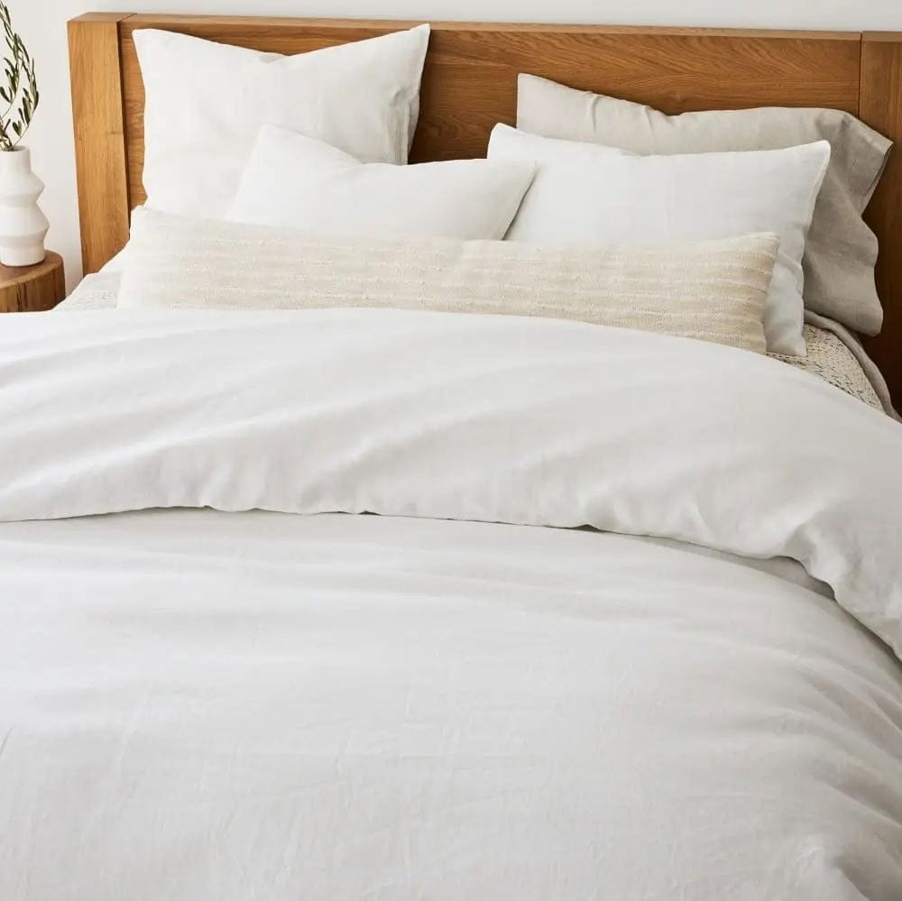 Deluxe European Line Duvet - White