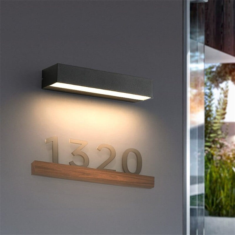 Minimalist LED Wall Light