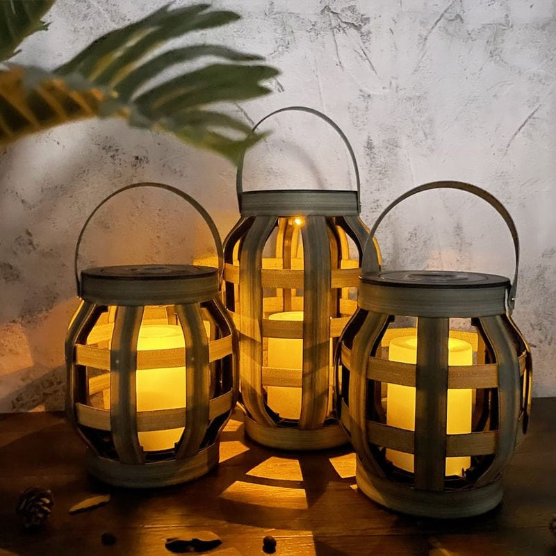 Traditional Rattan Outdoor Light