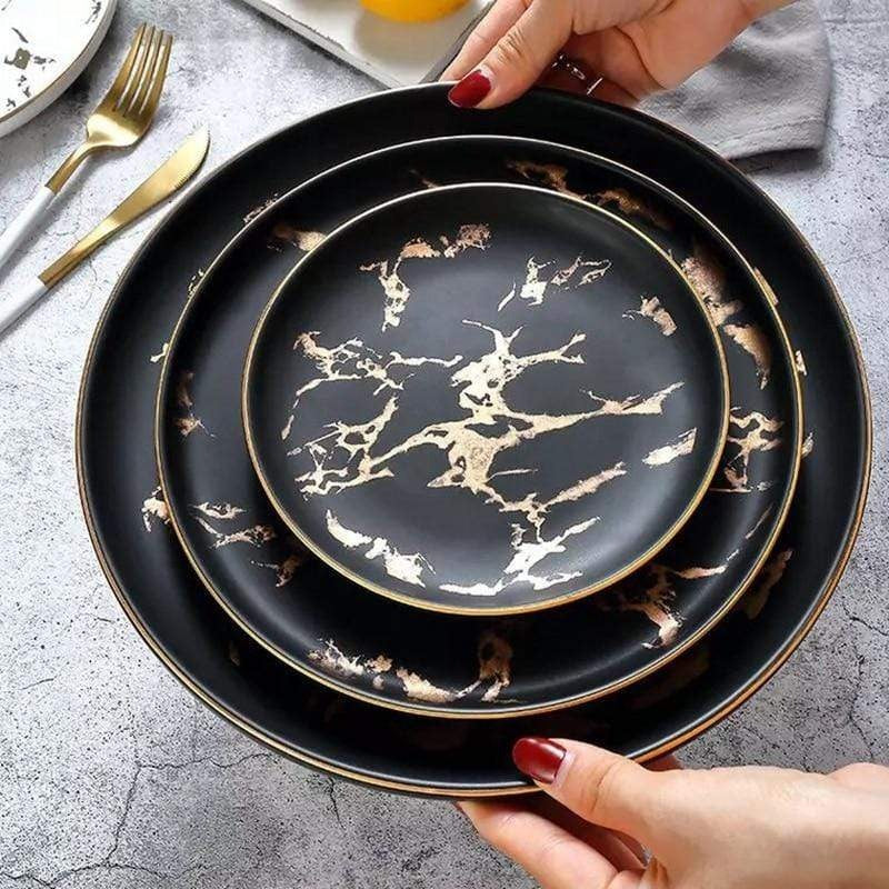 Luxurious Lightning Plate Collection