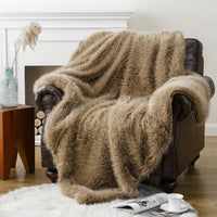 Luxurious Faux-Fur Blanket Throw