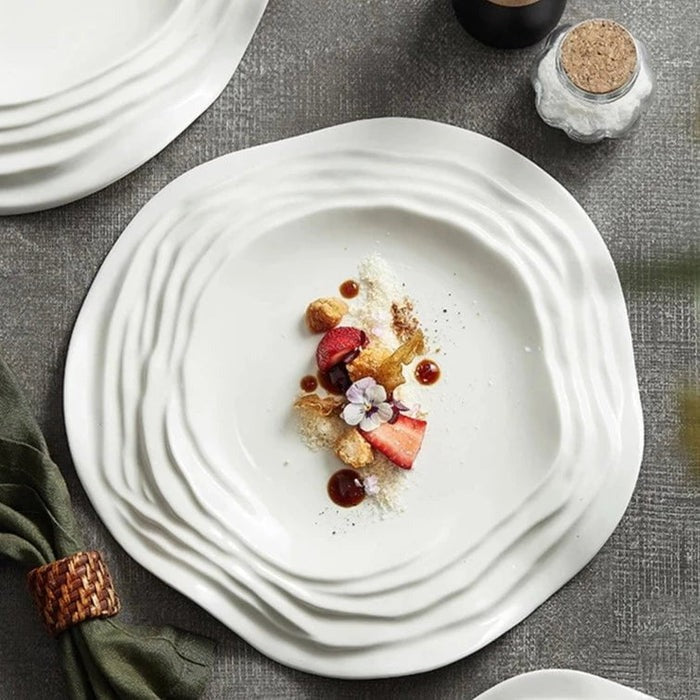 Elegant White Waves Plate Collection